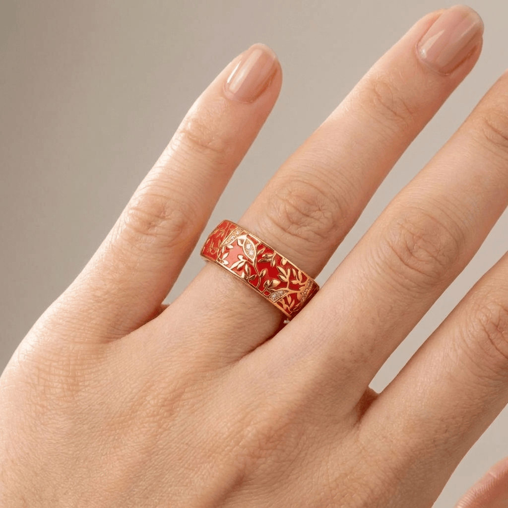GOLD VINTAGE LEAF BAND RING by Harrison & James - ring product image 4