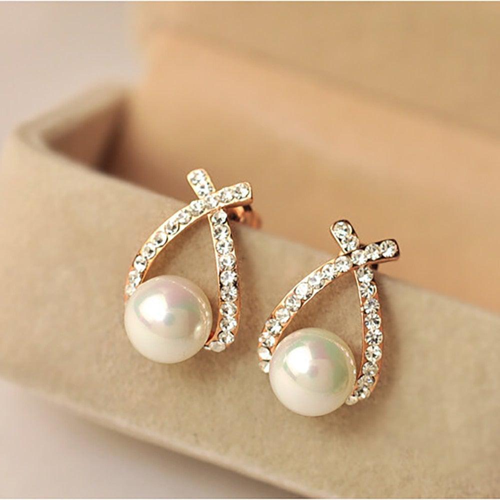 Pearl earrings with glitter by Harrison & James - earrings product image 1